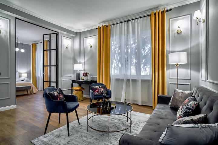 Lilienblum Chic – ChicLife. Borgo S. Caterina.