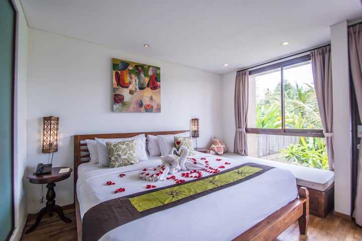 ロマンチックな寝室のスイート