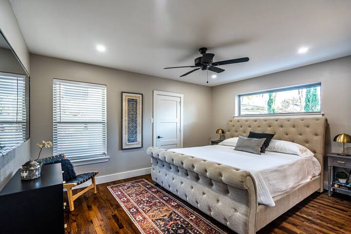 Preston Hollow Haven gallery image 4