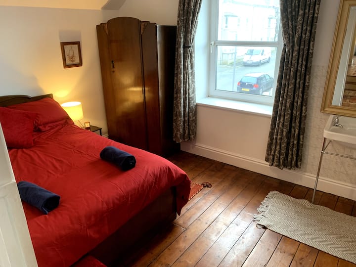 „червената стая“ 