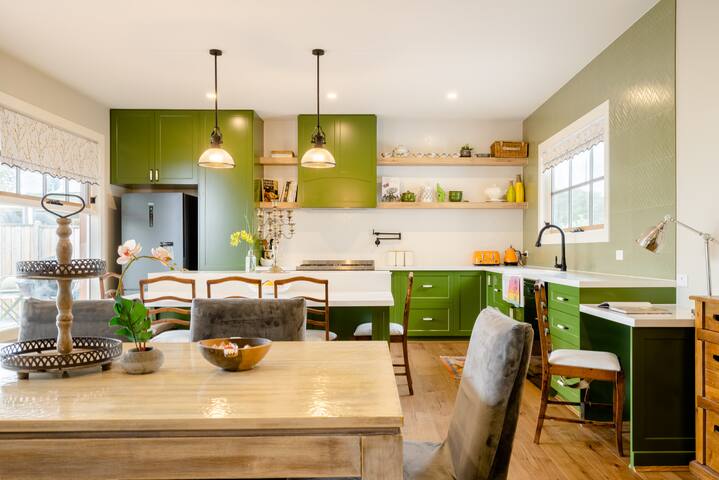 Peninsula Green Cottage 52A gallery image 4