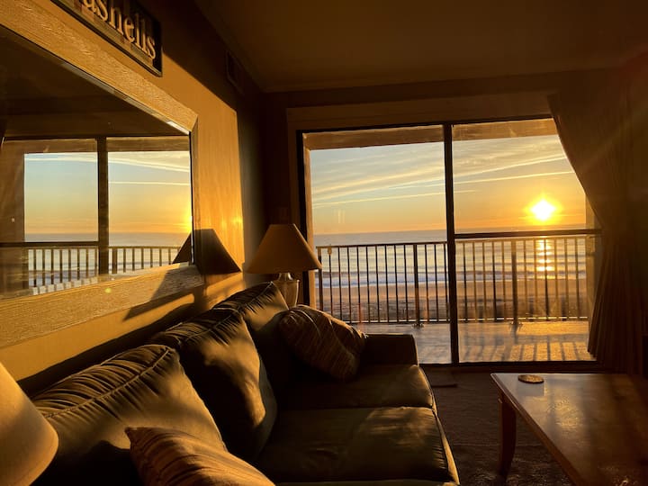 Family Tides Oceanfront Condominiums for Rent in Ocean City