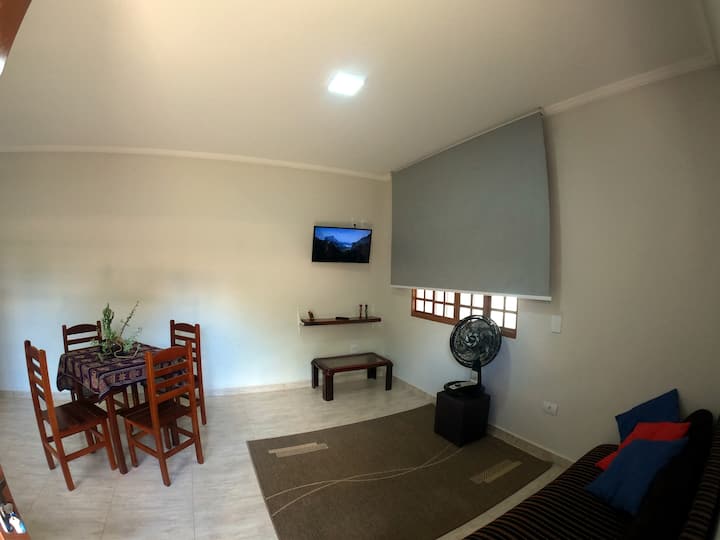 Casa Completa, Com 1 Quarto, 1 Suíte E Garagem. - Piracicaba