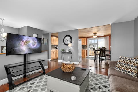 Large, fully fenced yard, Pet friendly!