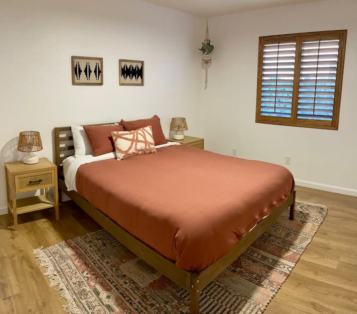 chumba cha kulala cha mgeni cha 1 - kitanda aina ya queen