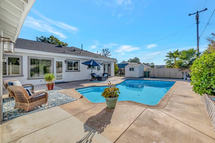 Home 10 Miles from Disney & Pool gallery image 2