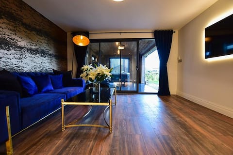 Successful Airbnb property: Wayside Lodge in Saint Anne's On The Sea