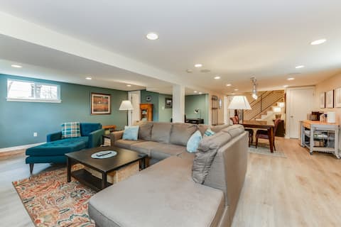 Successful Airbnb property: Private Floor in Newlands - North Boulder in Central Boulder
