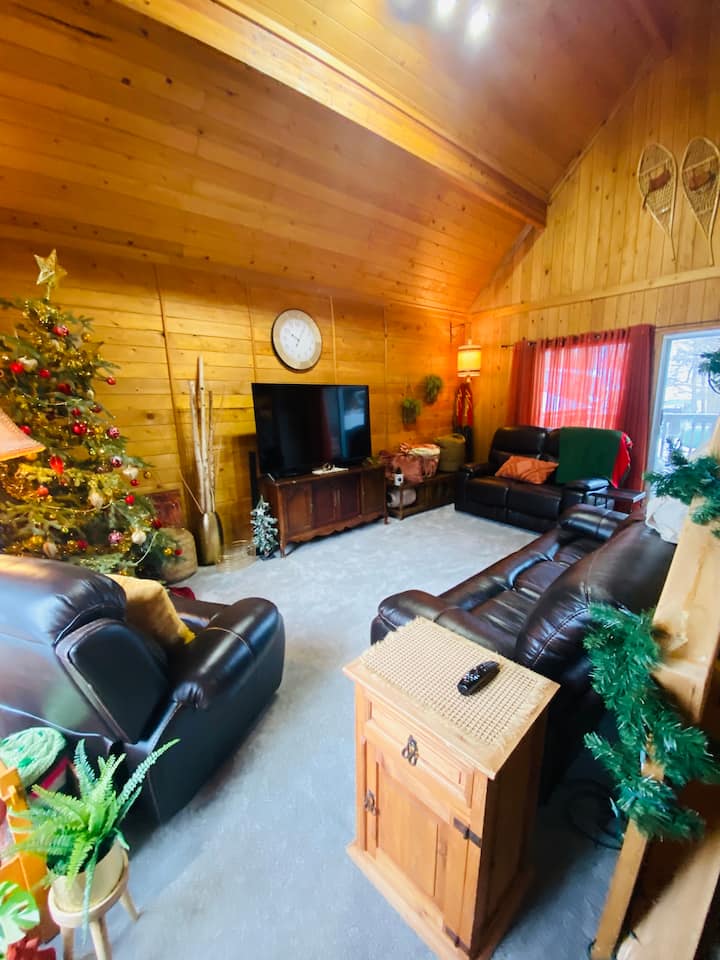 Radium Hot Springs Vacation Rentals Cabin and Condo Rentals Airbnb