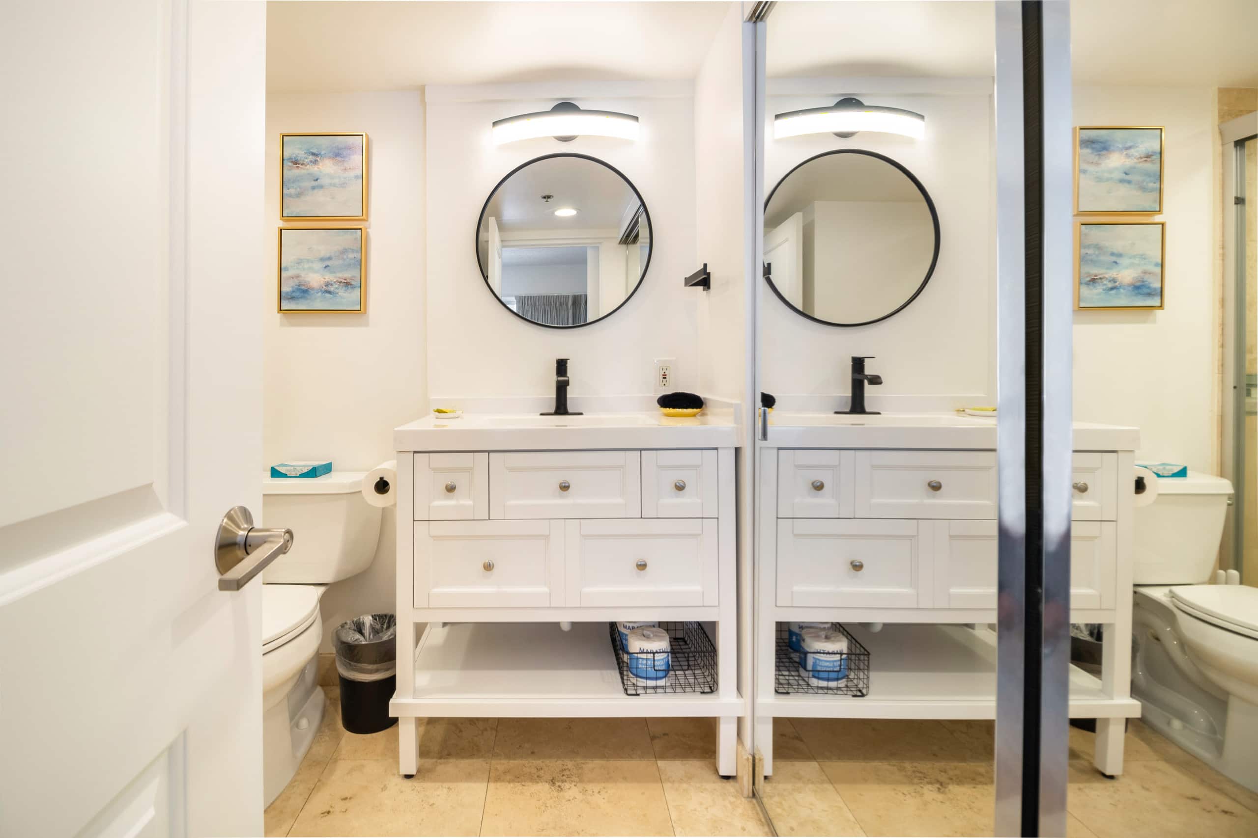 Condo in Honolulu · ★4.91 · 2 bedrooms · 4 beds · 2 private baths - Image 19