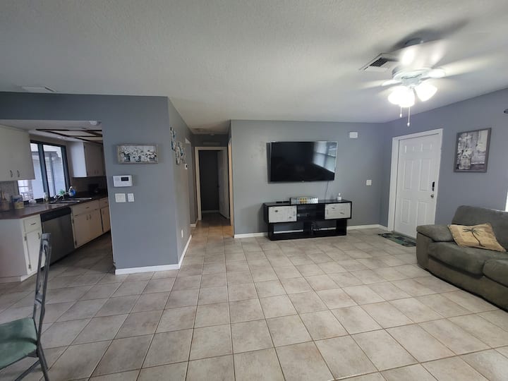 3 Bedroom 2 Bath With A Pool - Port Charlotte, FL