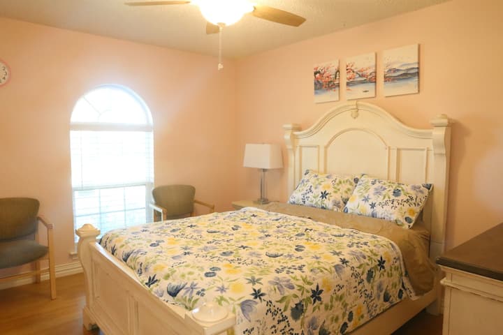 საძინებელი 1