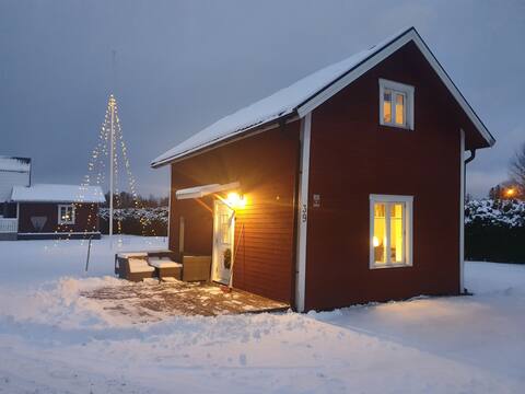 Cozy cottage on a rural farm 10 min to RommeAlpin