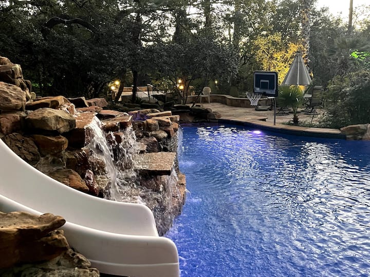 Helotes Vacation Rentals Airbnb