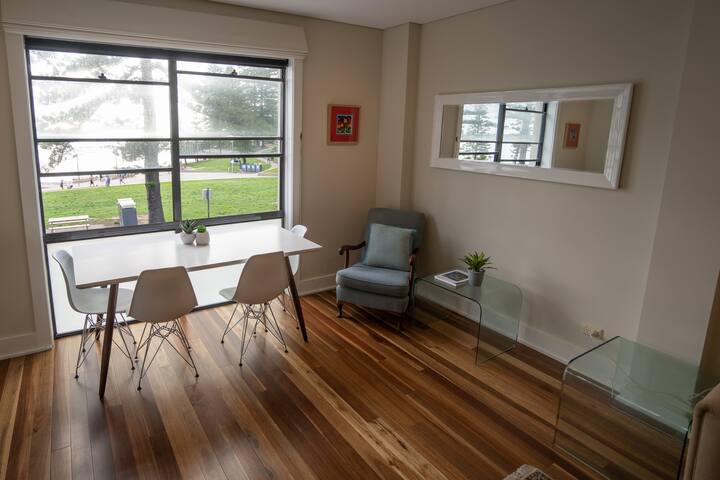 Entire Beachfront Luxury Apartment – THE STRAND gallery image 5