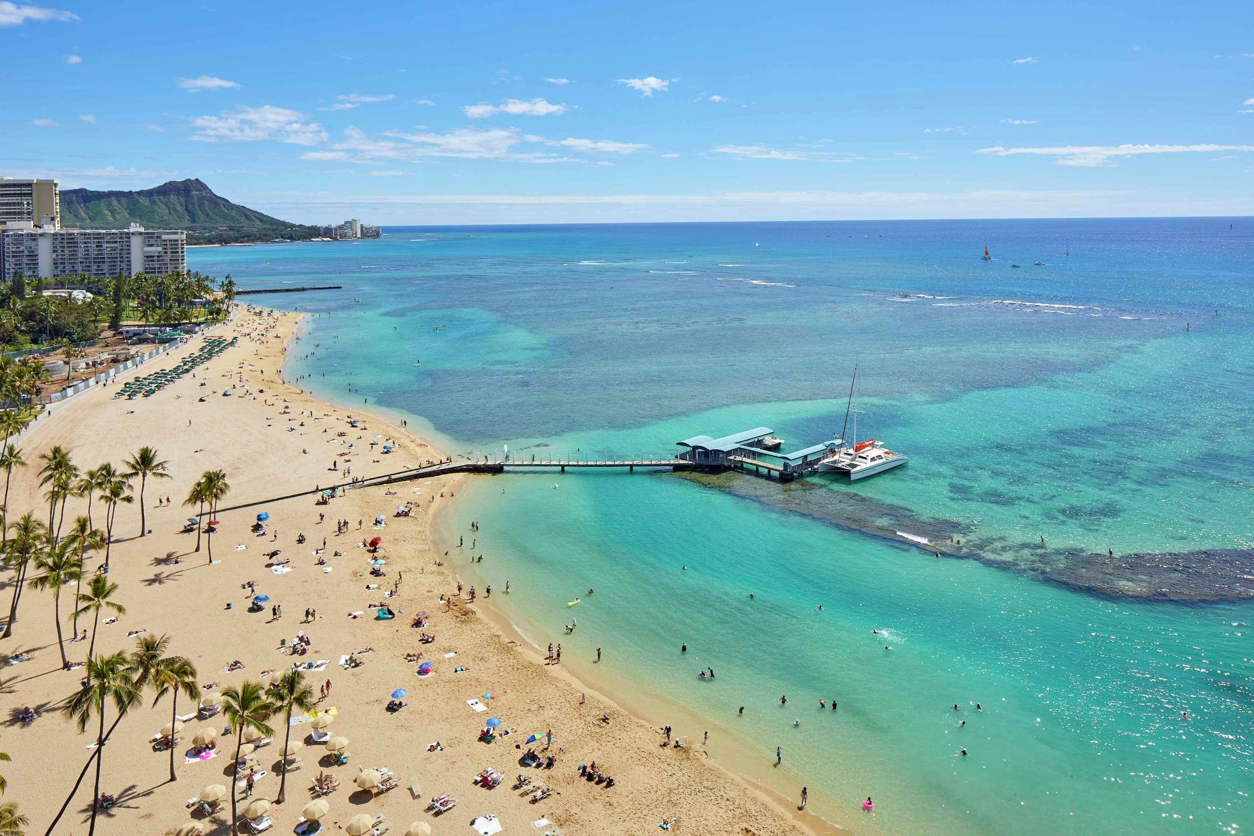 Ocean views at Ilikai Marina. Parking included! - Image 29