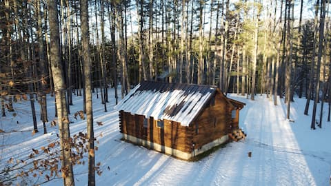 Riverfront Cabin - MTN Views, Wood Stove, Hot Tub