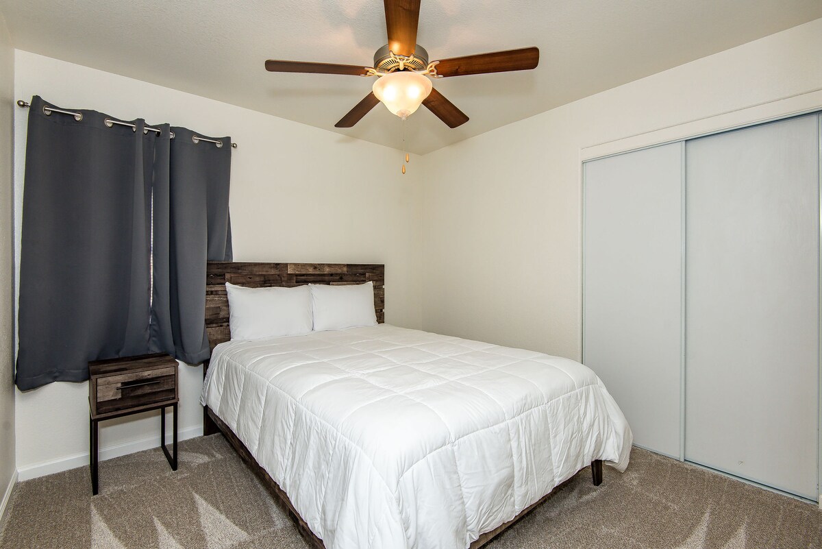 Dhomë gjumi "Queen"