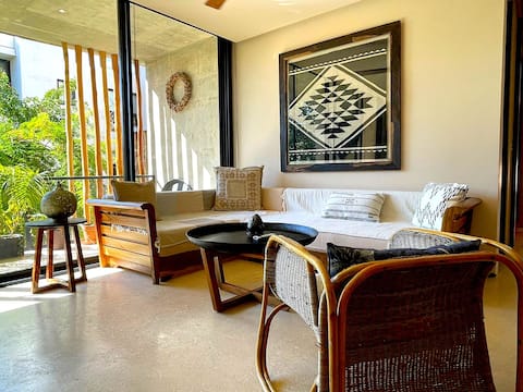 Top Airbnb: Luxury Boho 2-Bedroom Condo | Rooftop Pool, Wifi in Tulum