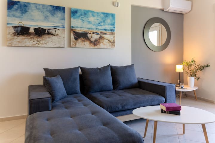 ⁨Hospitality Exelixis P.C.⁩ managed Airbnb listing 2