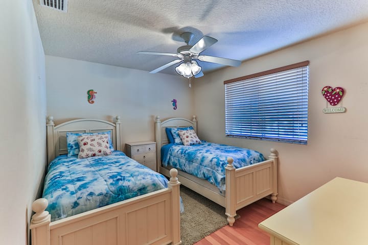 Segundo dormitorio arriba