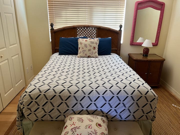 Dormitorio doble tamaño queen