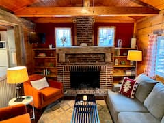 Little+Cabin+on+the+Lake