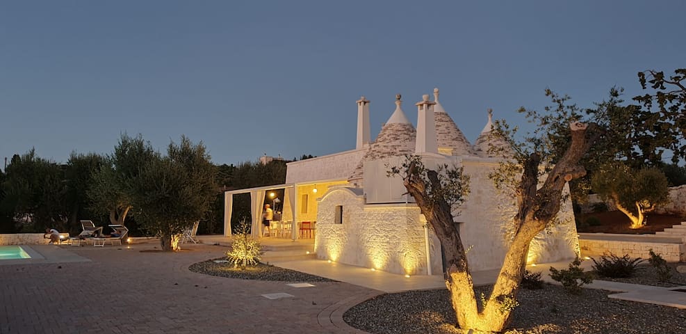 Trullo vacanza AnnaRosa -Ostuni in Valle d’Itria