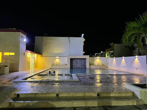 House, pool, pool table and barbecue, guaranteed.