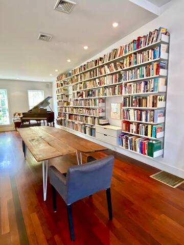 Light filled three bedroom townhouse in Brooklyn gallery image 5