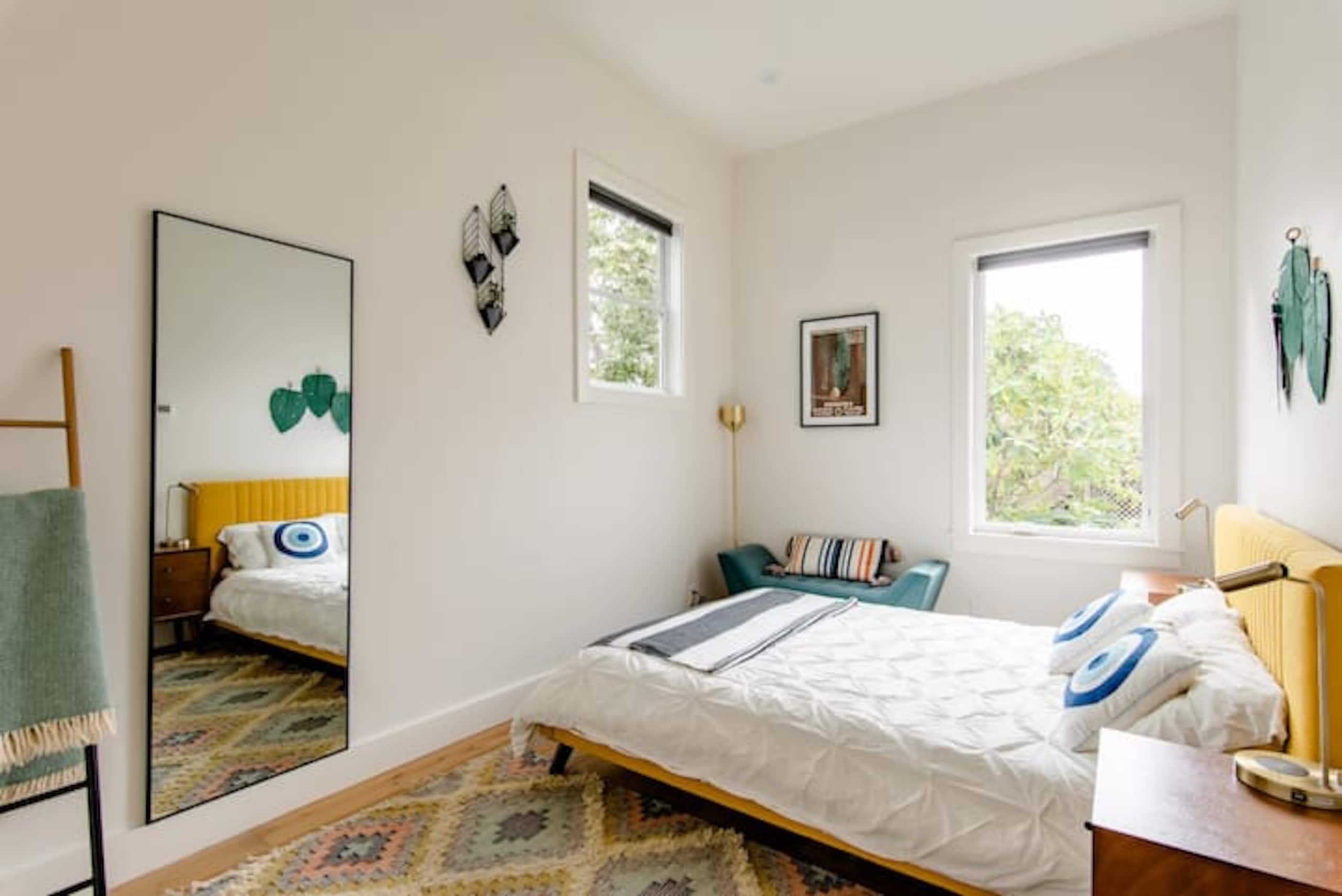 Condo in San Francisco · ★4.93 · 3 bedrooms · 3 beds · 2 baths - Image 19