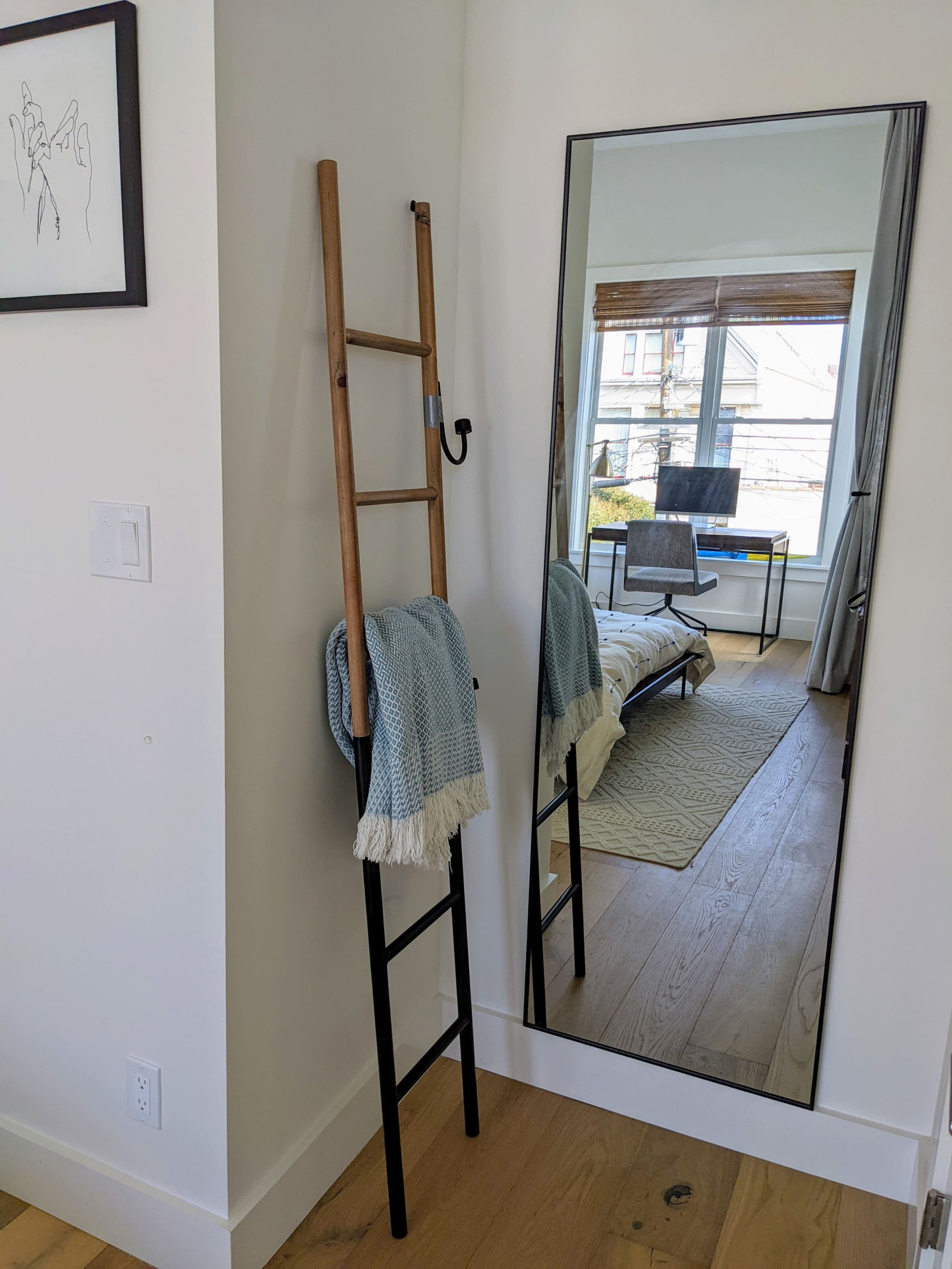 Condo in San Francisco · ★4.93 · 3 bedrooms · 3 beds · 2 baths - Image 18