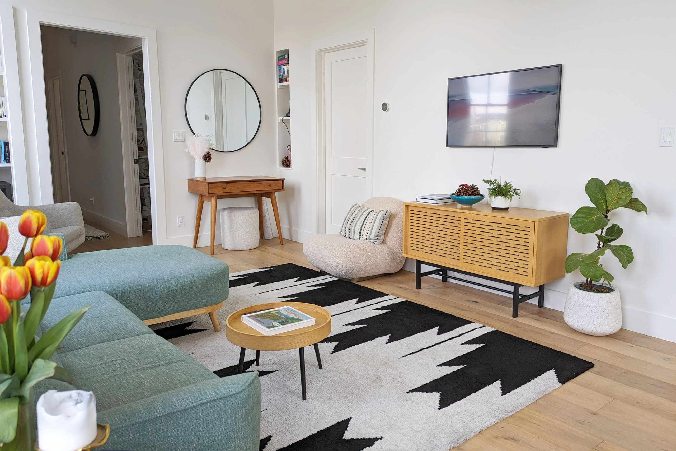 Condo in San Francisco · ★4.93 · 3 bedrooms · 3 beds · 2 baths - Image 4