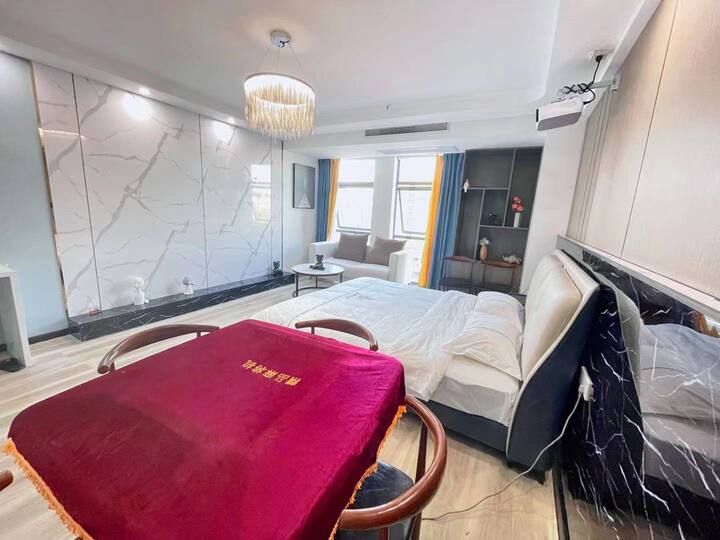 [Lingfeng Homestay] Schweres Gebäude MahjongZimmer