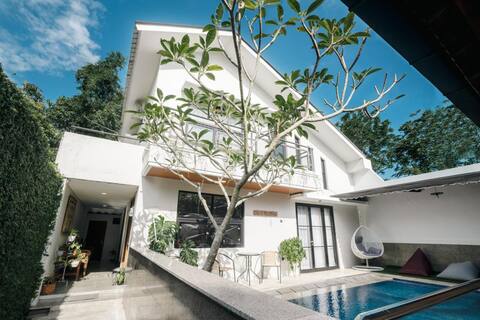 Omah Tentrem Villa 2 with Private Pool