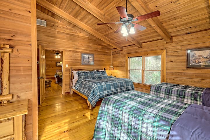 Familiesuite # 1 

"Zeer ruim en de afstand tussen de slaapkamers gaf ons ook privacy binnen." - Lewis W.