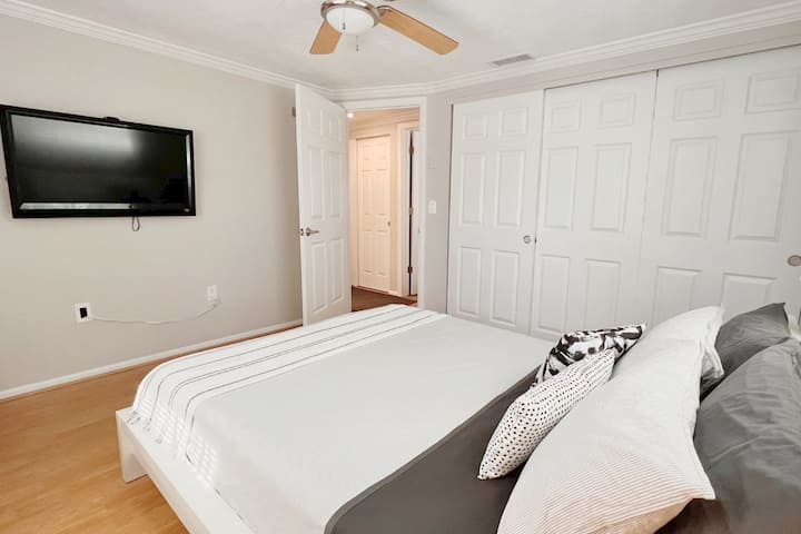 第3间卧室有充足的存储空间