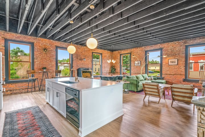 Brick Loft in Historic Downtown Canal Fulton