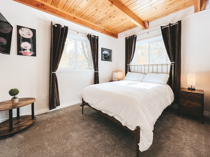 Bedroom 2 - Double Bed and 42" TV