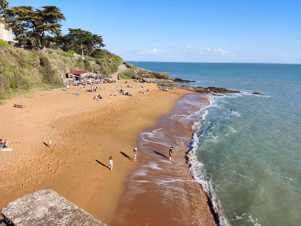 Airbnb Saint Michel Chef Chef Saint-Michel-Chef-Chef Vacation Rentals & Homes - Pays de la Loire, France  | Airbnb