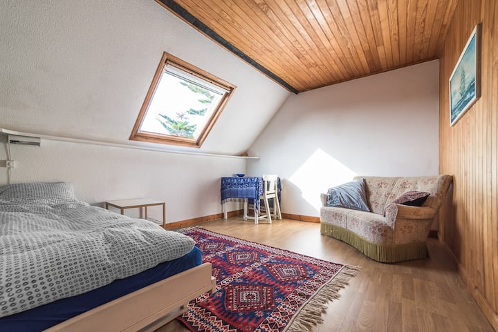 Spavaća soba na drugom katu/Spavaća soba na drugom katu/Schlafzimmer 2. Kat