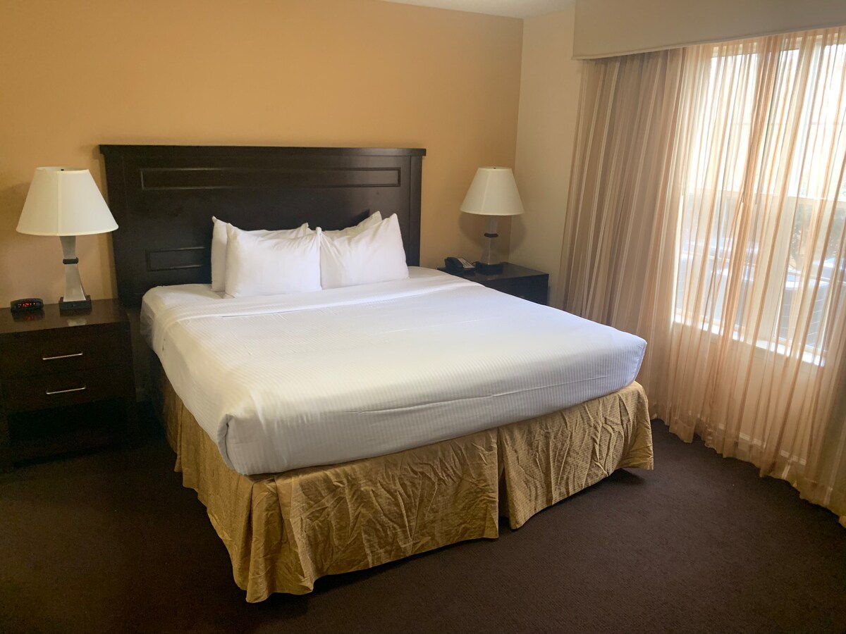 Dva udobna bračna kreveta omogućit će vam da se odmarate kao bračni krevet.