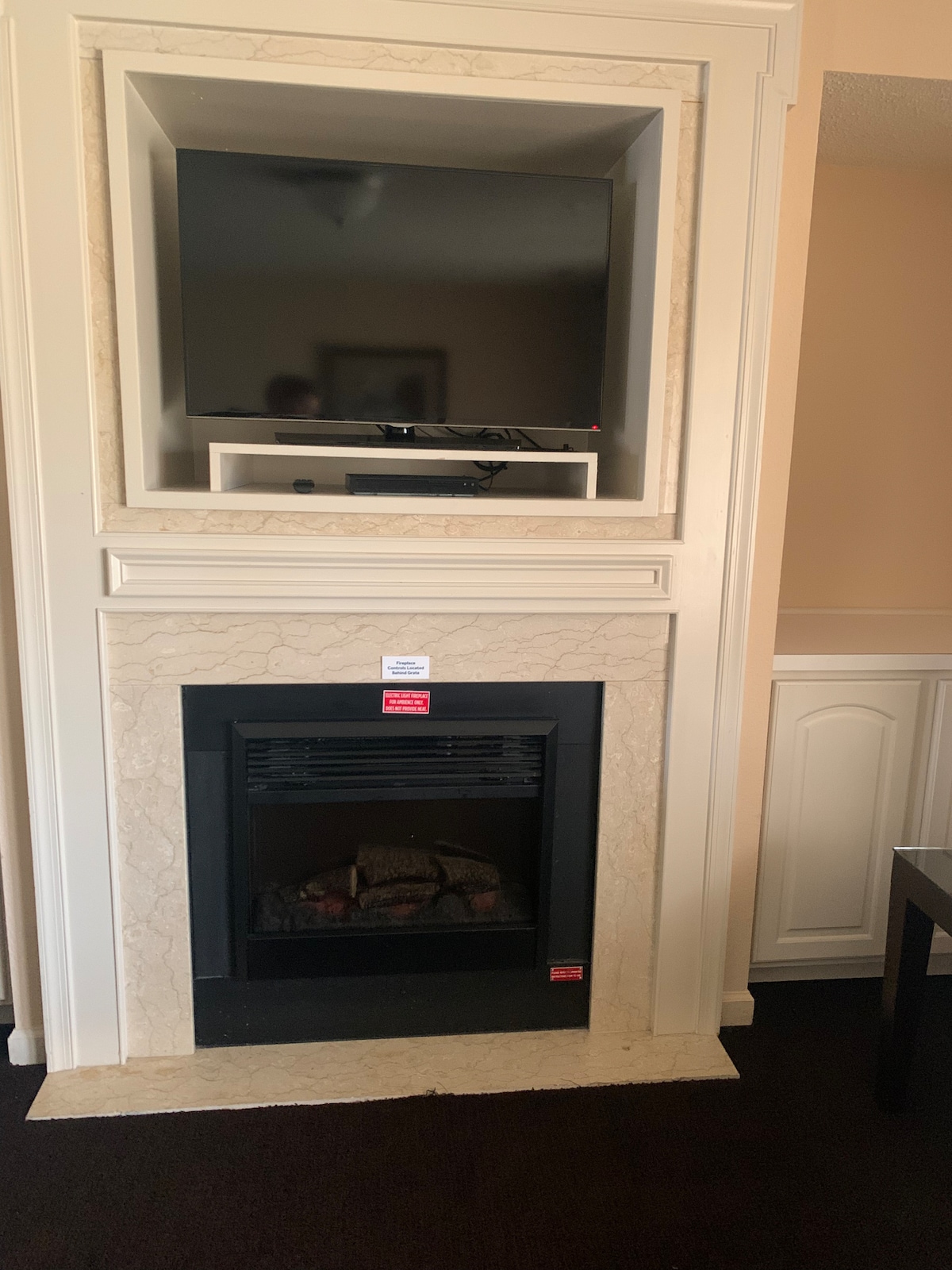 Uživajte u kaminu u jednom ili oba dnevna boravka!