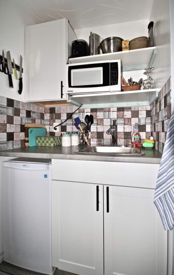 Cosy Studio Carriage House  With Double Jacuzzi - Port Stanley
