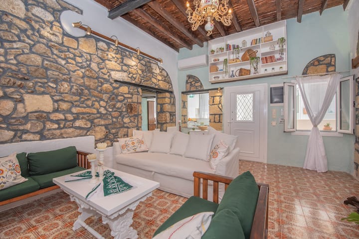 Philoxenia Traditional House - Houses for Rent in Maritsa, Greece 