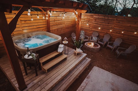 A - Frame w/ a hot tub, fire pit, & Pet Friendly