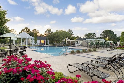 Family reunion? Here ya go! 8BDR/8BA sleeps 24!