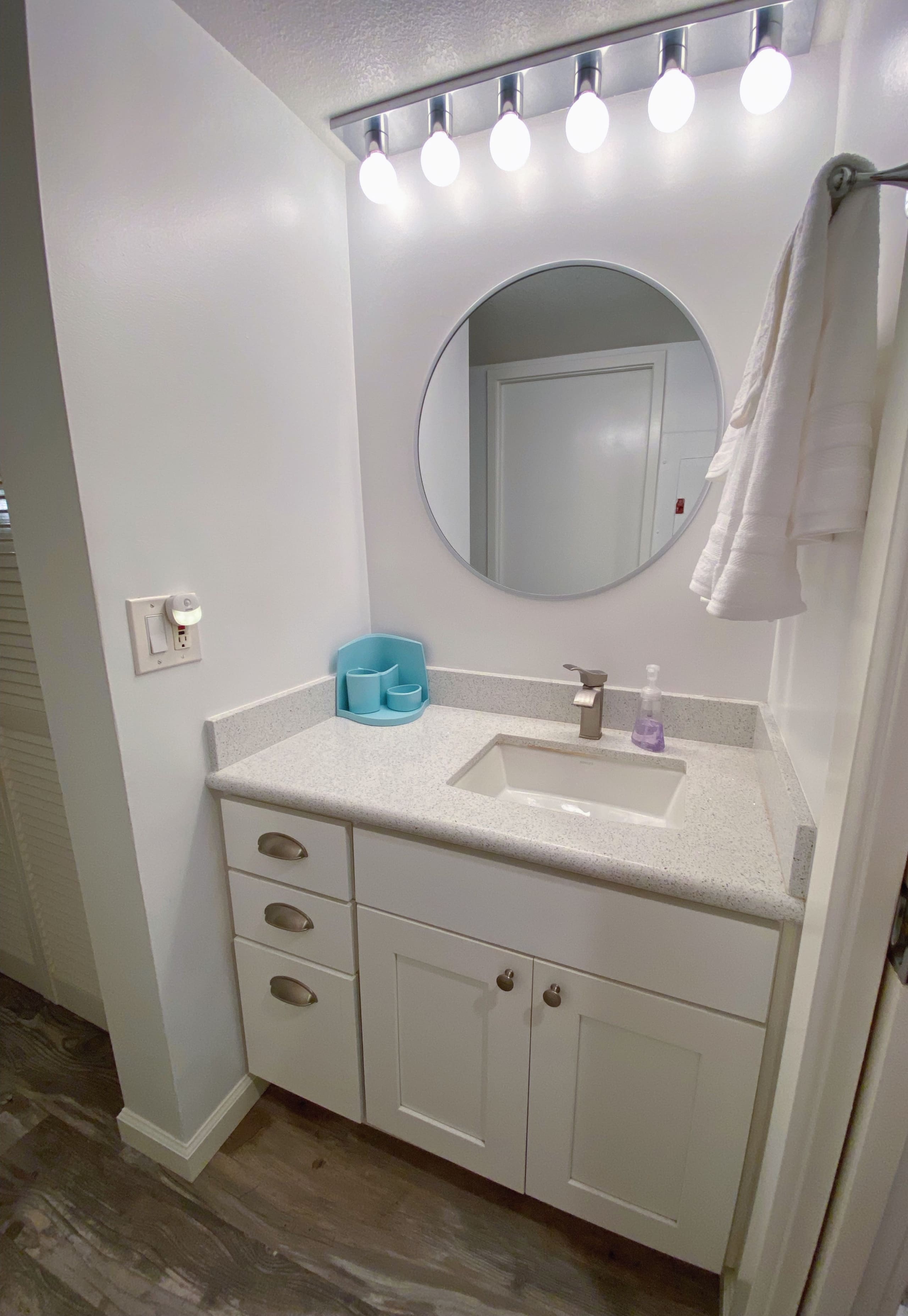 Condo in Kihei · ★4.87 · 1 bedroom · 1 bed · 1 bath - Image 11