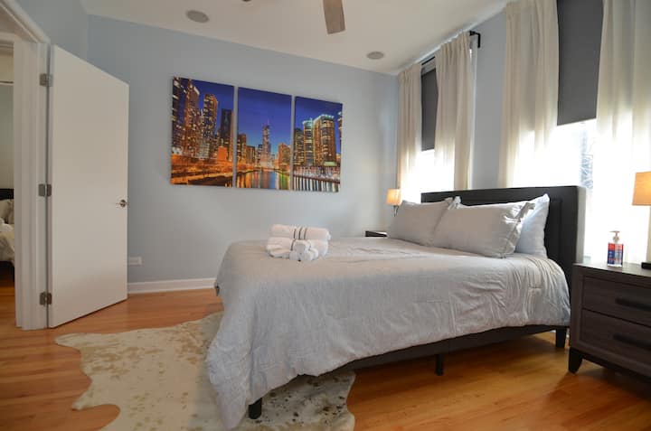 Queen Bed in Main Bedroom