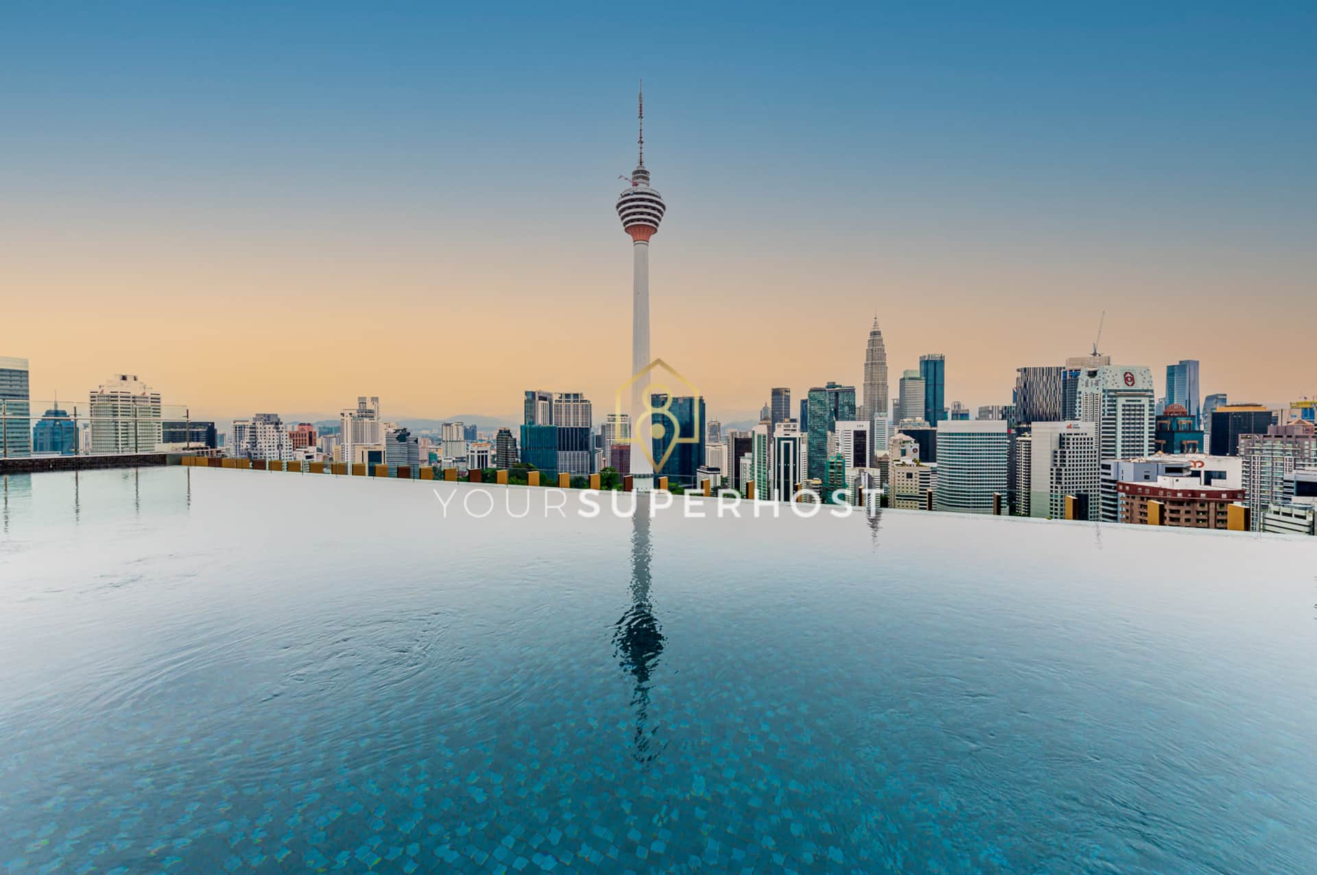 Muji Design KLCC View Suite | Sky Pool & Bar